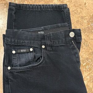 Hugo Boss Men's Black Relaxed Jeans